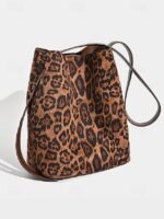 70Pcs Women's Suede-Like Faux Leather Tote with Leopard print - Image 4
